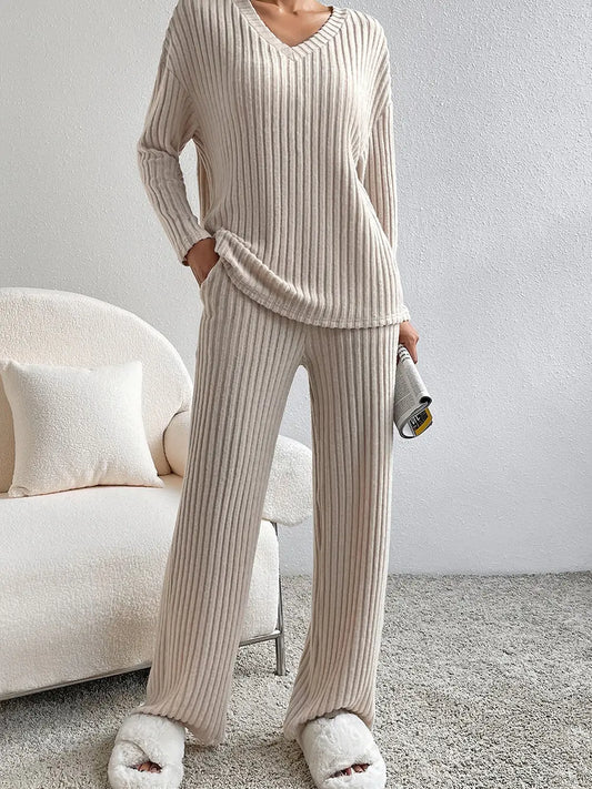 Ribbed Knit V Neck Slouchy Two-Piece Outfit